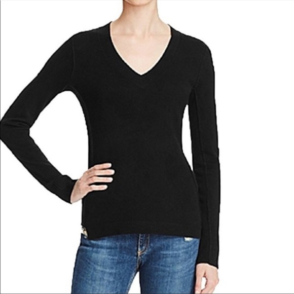 AQUA V-Neck Cashmere Sweater - Picture 6 of 8